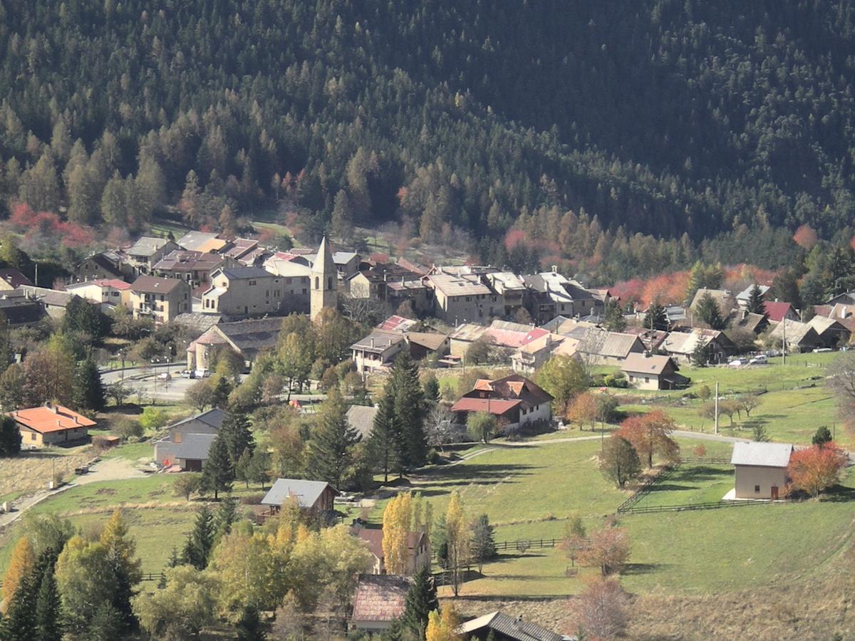 Chambres D'Hotes Les Mures Du Mercantour วาลเดอบลอร์ ภายนอก รูปภาพ